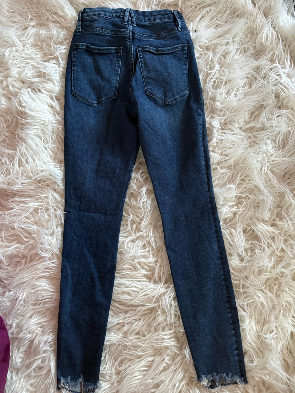 Good American Good Legs Skinny Jeans High Rise Raw Hem Blue 4/27 - Picture 8 of 9